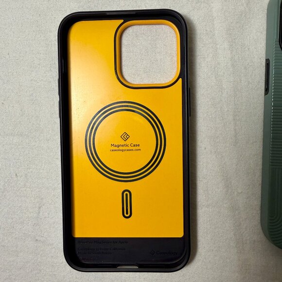 Bundle (3) I Phone 14 Pro Max Cases Black Forest Green Dusty Pink Magnetic Cases - Picture 6 of 8